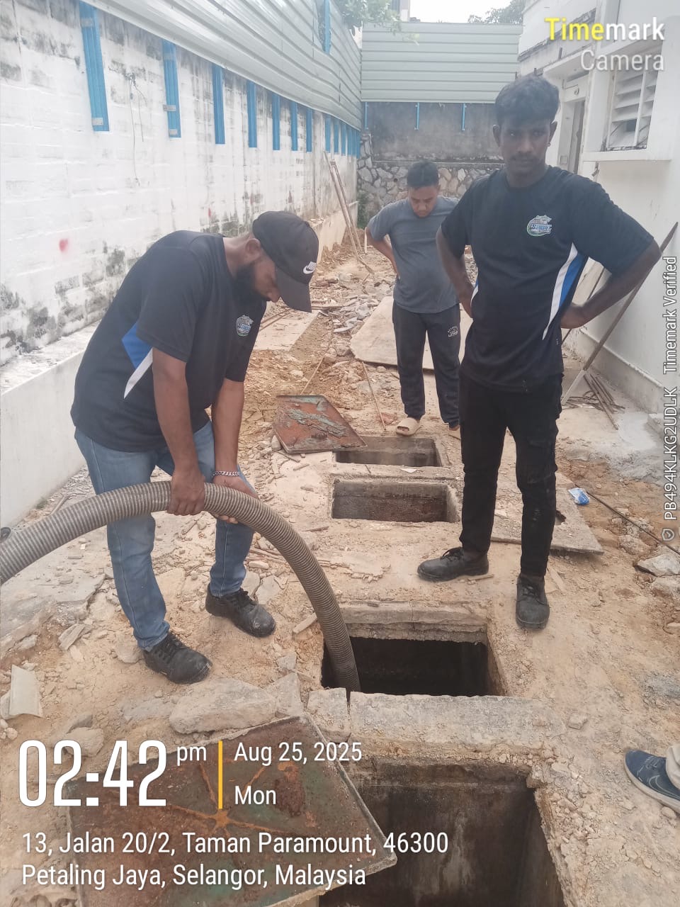 sewerage contractor 17