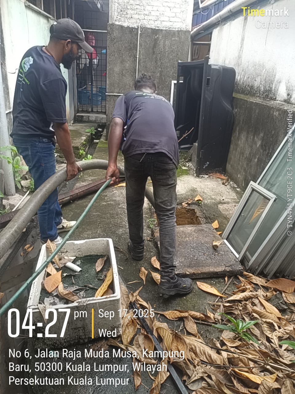 sewerage contractor